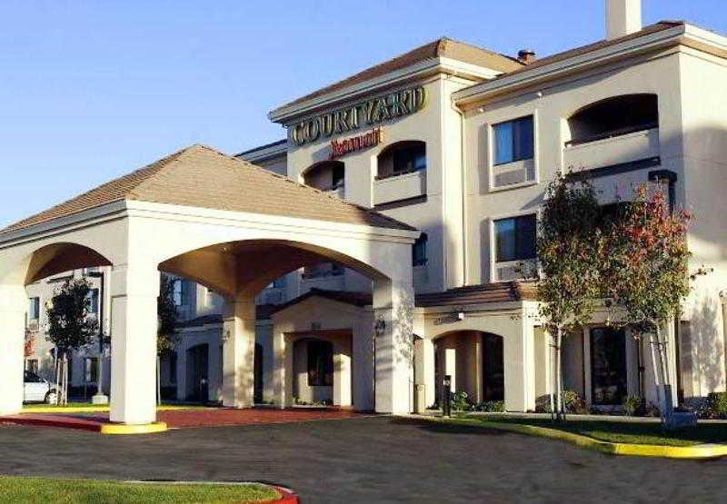 Courtyard By Marriott Salinas Monterey Ξενοδοχείο Εξωτερικό φωτογραφία