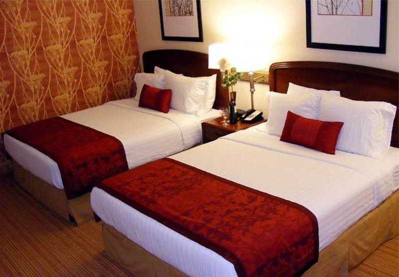 Courtyard By Marriott Salinas Monterey Ξενοδοχείο Δωμάτιο φωτογραφία