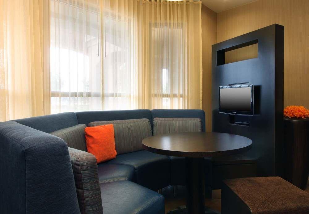 Courtyard By Marriott Salinas Monterey Ξενοδοχείο Εξωτερικό φωτογραφία