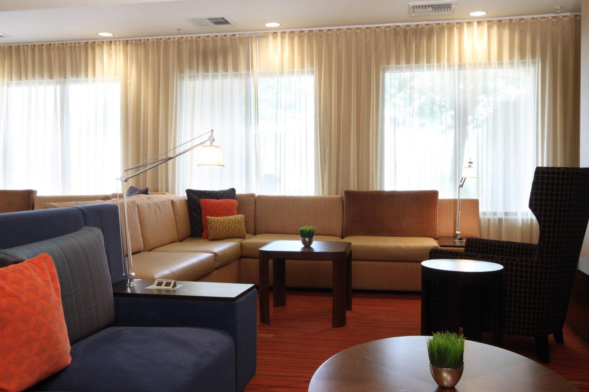 Courtyard By Marriott Salinas Monterey Ξενοδοχείο Εξωτερικό φωτογραφία