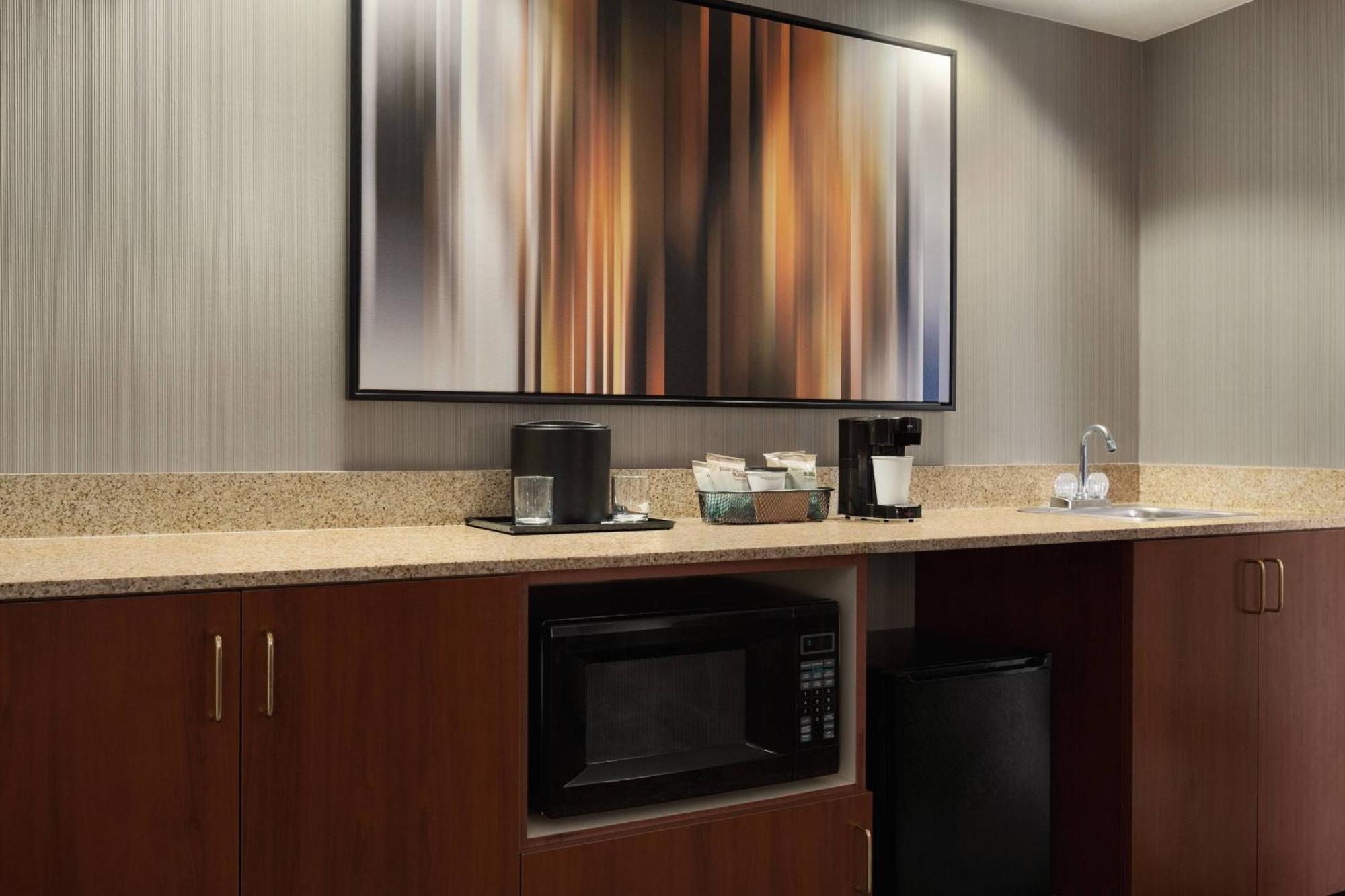 Courtyard By Marriott Salinas Monterey Ξενοδοχείο Εξωτερικό φωτογραφία