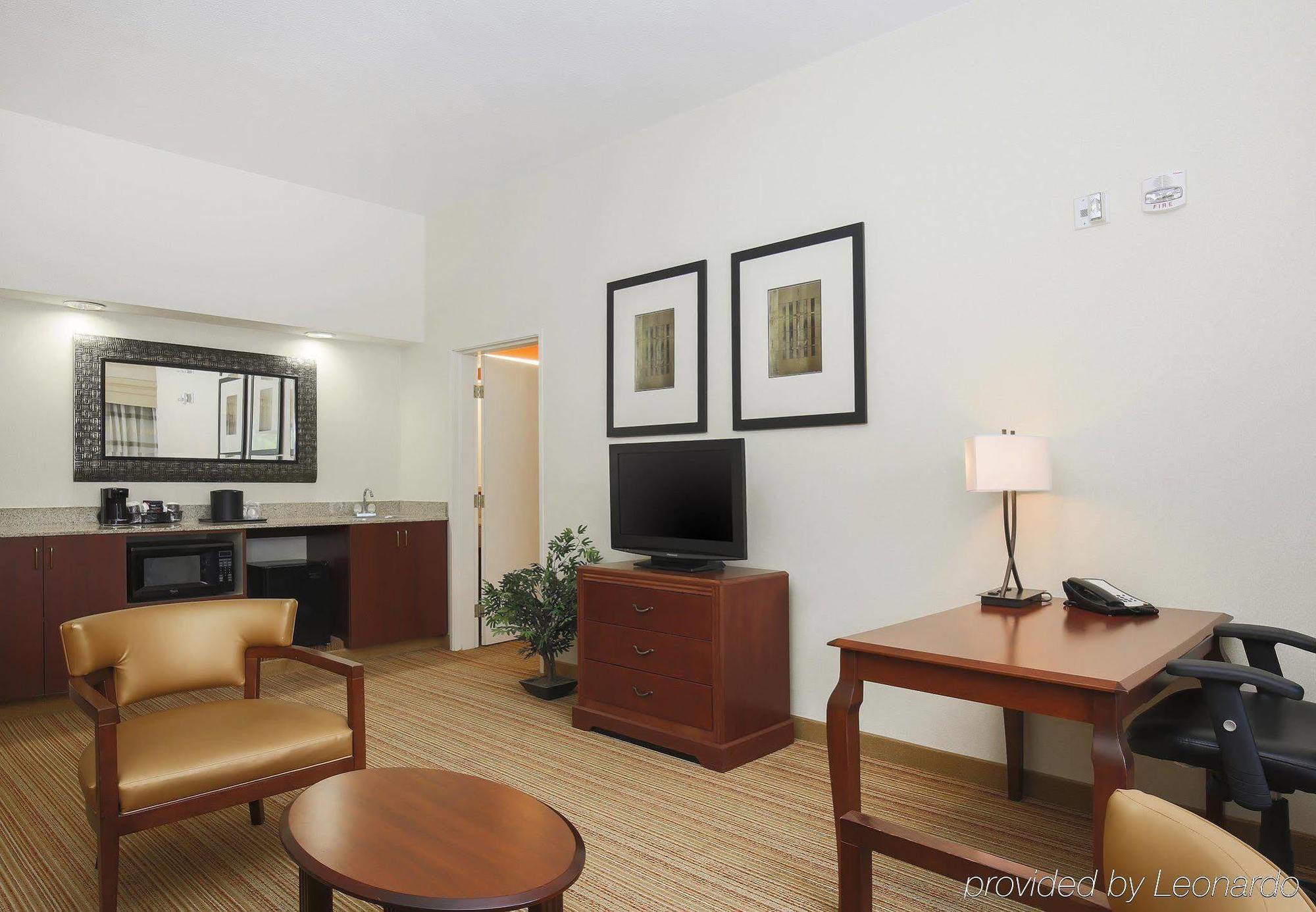 Courtyard By Marriott Salinas Monterey Ξενοδοχείο Εξωτερικό φωτογραφία